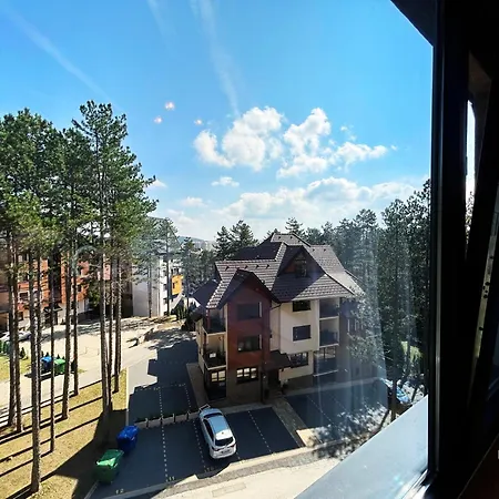 Luka Casa Apartament *