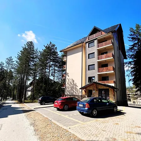 Apartment Luka Casa