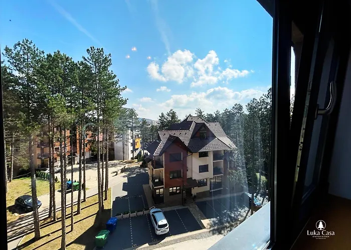 Luka Casa 公寓 *